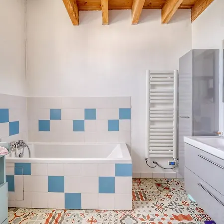 Maison D'exception Avec Piscine Privee Proche Bordeaux